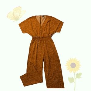 Yellow Polka Dot V Neck Jumpsuit🌻🫧